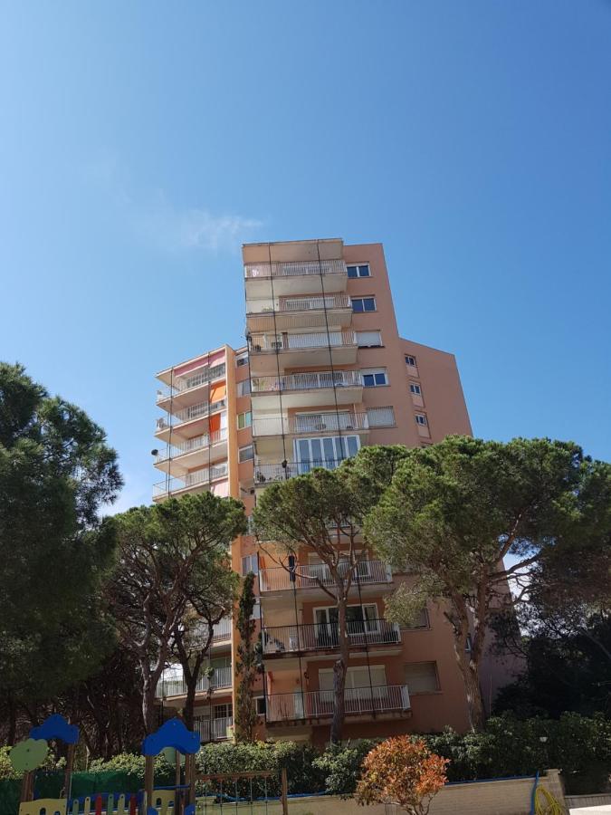 דירות בלאנס Apartamento En La Torre De S'Abanell מראה חיצוני תמונה