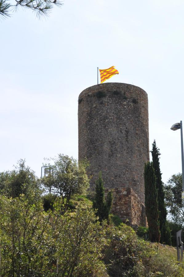 דירות בלאנס Apartamento En La Torre De S'Abanell מראה חיצוני תמונה